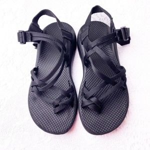 CHACO Womens Size 9 Black Z Cloud X2 Strappy Hiking Sport Sandals Excellent